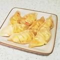 桜月❀咲良mommy's cooksnap of when they made 余った餃子の皮でポテトチーズ餃子.