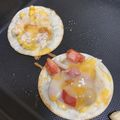 minoriloca's cooksnap of when they made 餃子の皮ピザ　ホットプレートの温度設定.