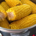 あかみー74's cooksnap of when they made ぷっくり甘いとうもろこし☆蒸したら塩水.