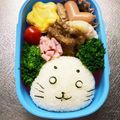 Chaaa_room's cooksnap of when they made 簡単キャラ弁＊おにぎりゴマちゃん.