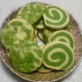 みなぎ♪'s cooksnap of when they made 抹茶渦巻きアイスボックスクッキー.