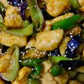 ▼シ・マーヌ▲'s cooksnap of when they made 鶏胸肉となすとピーマンのケチャみそ炒め.