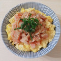 ほろぴ's cooksnap of when they made 簡単！鮭てり☆ふわとろ玉子丼.