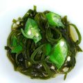 ＊たます＊'s cooksnap of when they made 簡単！オクラと昆布の酢の物.