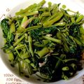 クックQT23CK☆'s cooksnap of when they made 空芯菜とにんにくのピリ辛炒め.