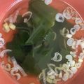 よーよー1970's cooksnap of when they made 焼肉屋さんのわかめスープ.