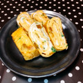 toshi♫'s cooksnap of when they made *福神漬けとネギの卵焼き*.