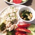 ame-ikuru's cooksnap of when they made カリフラワーと鶏肉のニンニク炒め.