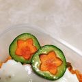 おかぶ〜ま's cooksnap of when they made 飾り切り（人参・キュウリ）お弁当に♪.