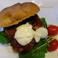 Lake☆Erie's cooksnap of when they made 簡単！照り焼きチキンバーガー♪.
