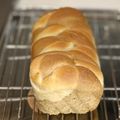 かっちゃん杉's cooksnap of when they made 抹茶の三つ編み食パン.