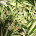 snow012's cooksnap of when they made お弁当にも◎きゅうりと竹輪の和え物.