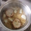 のりこったん's cooksnap of when they made 簡単♪【あぶら麩とワカメのお味噌汁】.