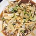 ＊ちゃちゅ＊'s cooksnap of when they made ☆豆苗ときのこのオイスターソース炒め☆.