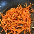どらみーちゃん's cooksnap of when they made お弁当の彩りに！簡単にんじんきんぴら.