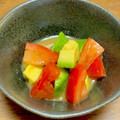 まこすけファミリー's cooksnap of when they made 〃アボカドとトマトのわさび醤油和え.
