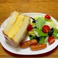 ねこのじょん's cooksnap of when they made ☆レンジで仕上げ☆厚焼き玉子サンド.