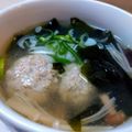 楽食いちばん's cooksnap of when they made 肉団子わかめスープ.