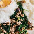 デブ一家総長's cooksnap of when they made 本格ガパオ　豚挽き肉のバジル炒め.