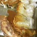 みみ母's cooksnap of when they made 羽根つき餃子.