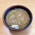 しましまあひる's cooksnap of when they made ズッキーニと玉ねぎとお揚げさんの味噌汁.