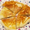 なおらいにゃん's cooksnap of when they made レンジで簡単に発酵！チーズナン.