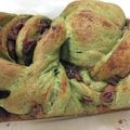 いちじくぱんな's cooksnap of when they made あん食パンHB粒あんよもぎ三つ編みパン.