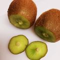 take♪aki♪'s cooksnap of when they made すぽっ！キーウィの固い芯の取り方.