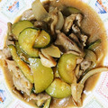ちーちゃん★ママ's cooksnap of when they made 豚こま切れ肉とズッキーニの甘酢炒め.