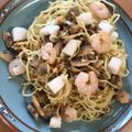 クックG9CKMG☆'s cooksnap of when they made お焦げでパリパリ！海鮮塩焼きそば.