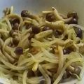 aizu_po's cooksnap of when they made ☺簡単♪もやしとしめじのカレー和え☺.