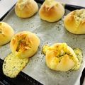 ★みーちゃんママ★'s cooksnap of when they made 黒ごまチーズパン.