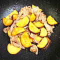 Chiccoちこ's cooksnap of when they made さつまいもと豚肉のバター醤油炒め.