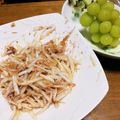 yumihuar's cooksnap of when they made あと一品は大皿で✿ツナ入り大根サラダ✿.