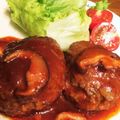 tetekotete's cooksnap of when they made 煮込みハンバーグ　家にあるもので　簡単.