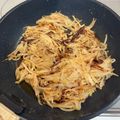 ともさと8888's cooksnap of when they made 水、卵、小麦粉不要＊もやしチーズお焼き＊.