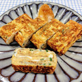 在宅勤務のおじさん's cooksnap of when they made かおる柚子胡椒♪大葉としらすの卵焼き.
