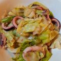 ぽちゃ's cooksnap of when they made イカとキャベツのガリバタ炒め.