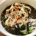 yokoyoko76's cooksnap of when they made よだれ鶏黒そうめん.