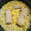 ももいちご４５'s cooksnap of when they made 楽ワザ◎生とうもろこしの粒の外し方.
