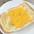 ちょこ05's cooksnap of when they made ★簡単★はちみつチーズトースト.