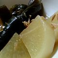 ＳＣＲＩＴ's cooksnap of when they made ツナと昆布ＤＥ大根の煮物♫.