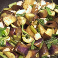 ♡y♡r♡'s cooksnap of when they made 柔らか鶏胸肉とナスと小松菜の甘辛炒め.