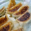 ベランダにネギ's cooksnap of when they made お気に入りの羽付き餃子.