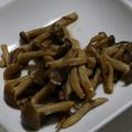 ヨシヨッシー's cooksnap of when they made しめじバター醤油炒め.