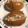 シャボン玉虹色's cooksnap of when they made ロールパンで、ツナマヨサンド.
