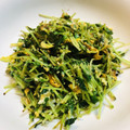 めりーがっつさぶ's cooksnap of when they made 簡単節約☆豆苗と卵のコンソメ炒め.