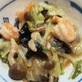 料理がんばる母's cooksnap of when they made ご飯がススム♪海老とキャベツの中華塩炒め.