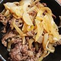 た。そ。's cooksnap of when they made バターでこくうま❗牛肉と玉ねぎ炒め✨.