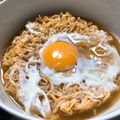 かぴーな's cooksnap of when they made 半熟卵のチキンラーメン.